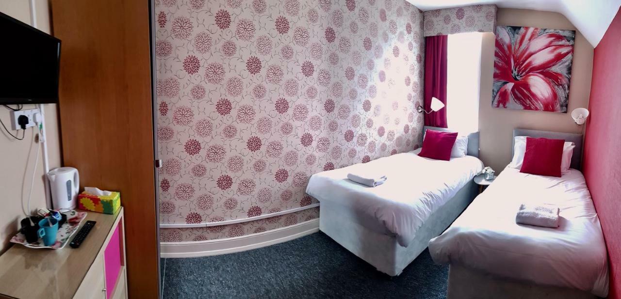 Bed & Breakfast Pebbles Bournemouth