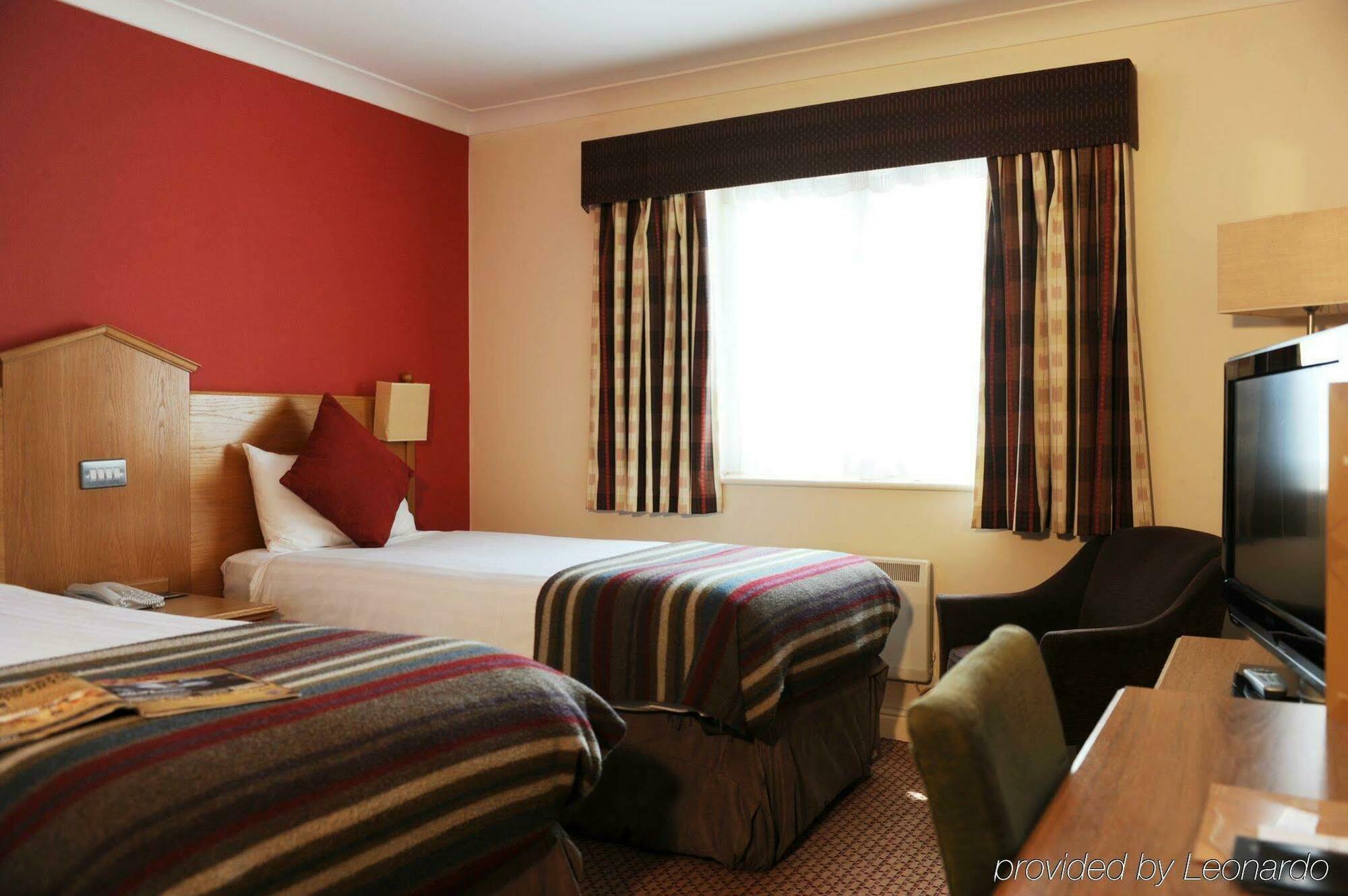Village 3* Bournemouth