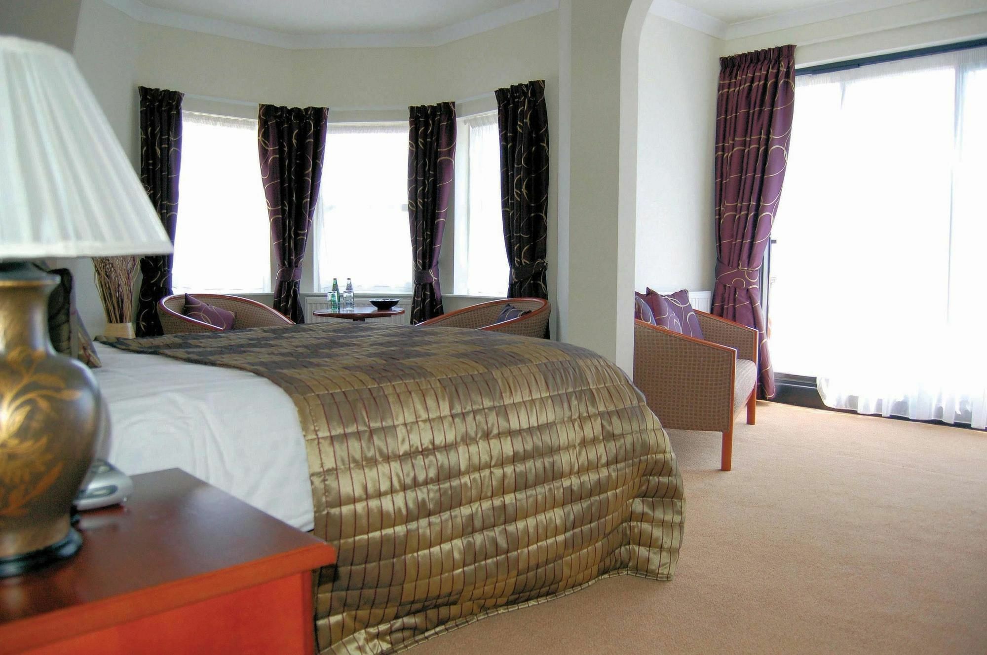 Western The Connaught And Bournemouth