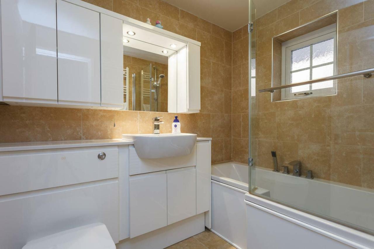 Guest house Branksome House 49 Continental Breakfast *