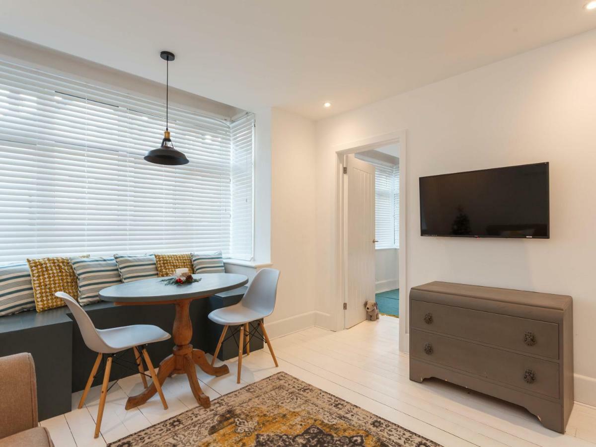 Dale House - Vivre Retreats Apartment *