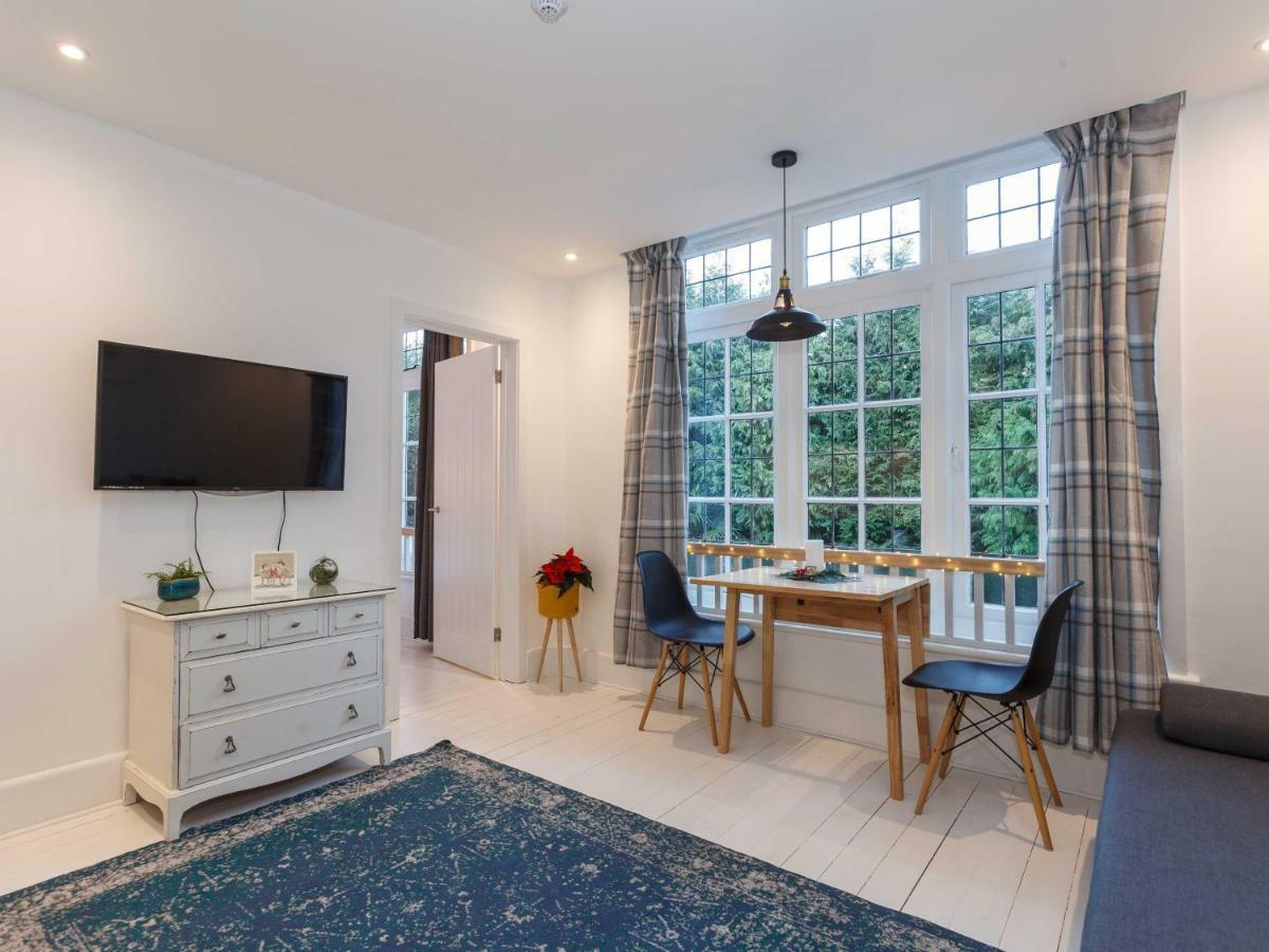 Dale House - Vivre Retreats