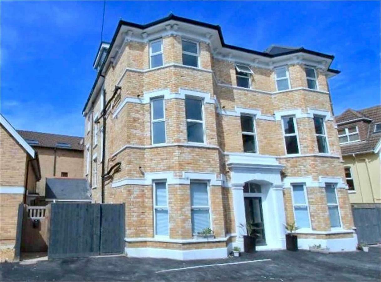 Apartment West Cliff *