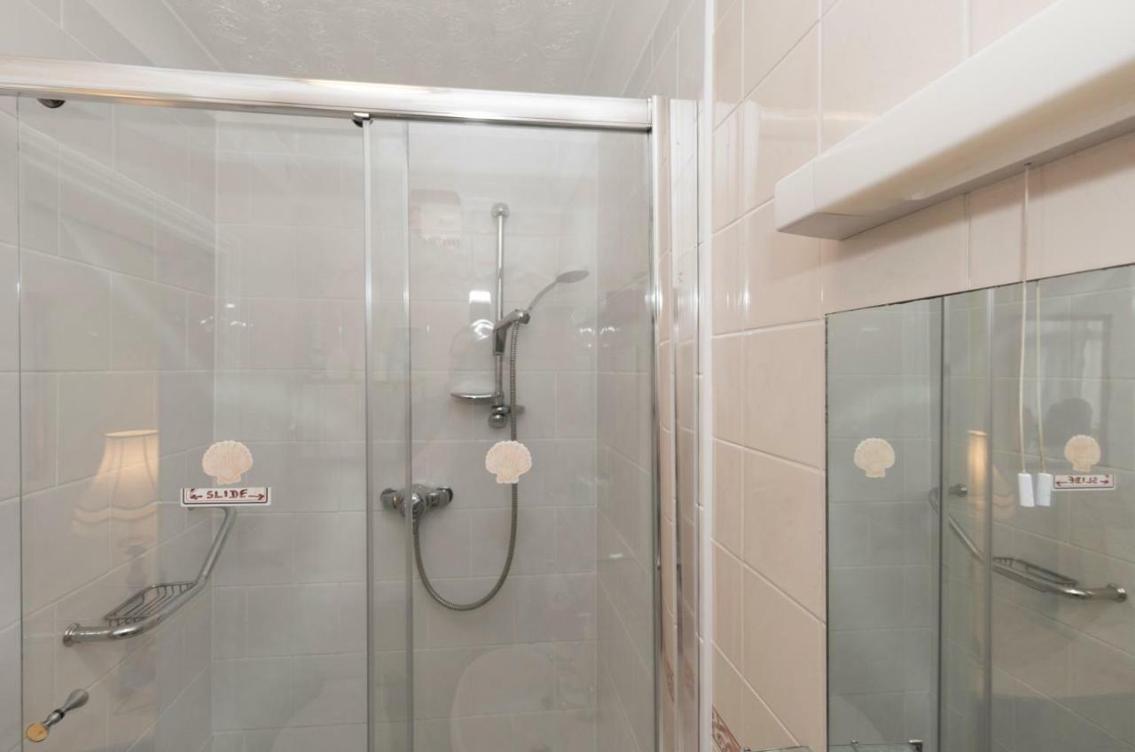 Shoreline Bed & Breakfast Bournemouth