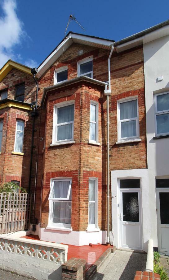 Gorgeous Town Centre With Courtyard Garden Bournemouth