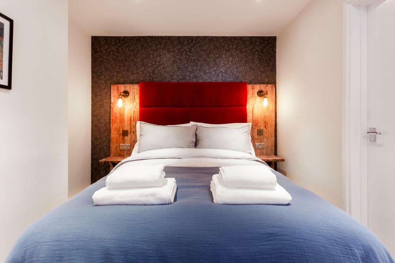 Gorgeous Town Centre With Courtyard Garden Bournemouth