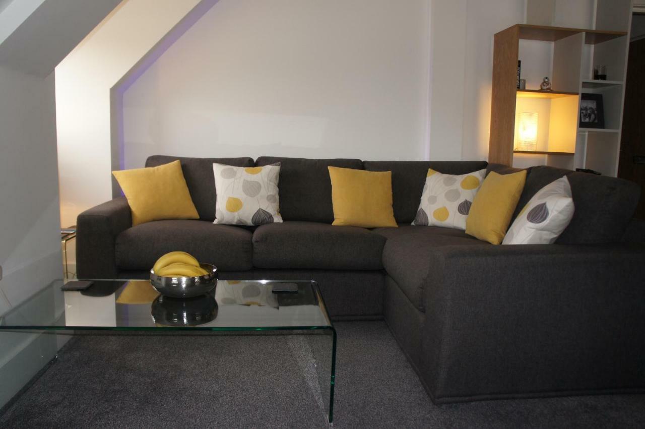 Apartment No 7 Woods View