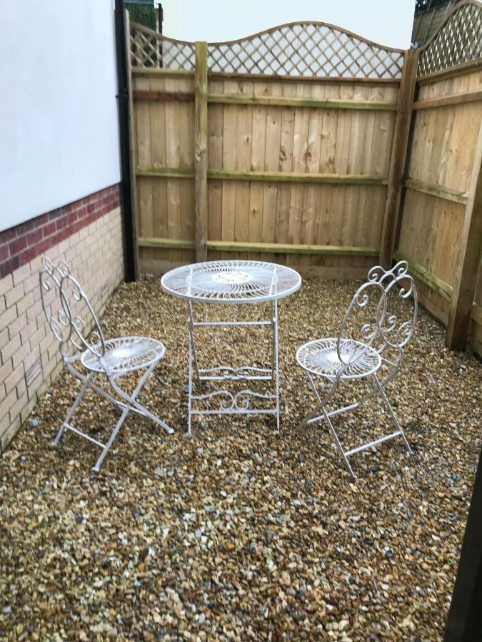 Seaside Serenity: Contemporary With Access * Bournemouth