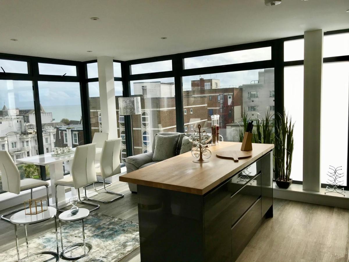 Penthouse- Cosy With Sea View