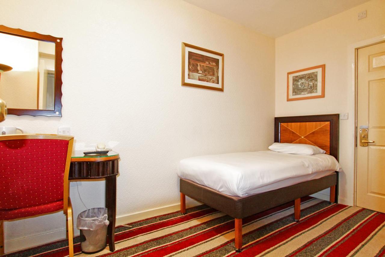 Britannia Hotel 3*