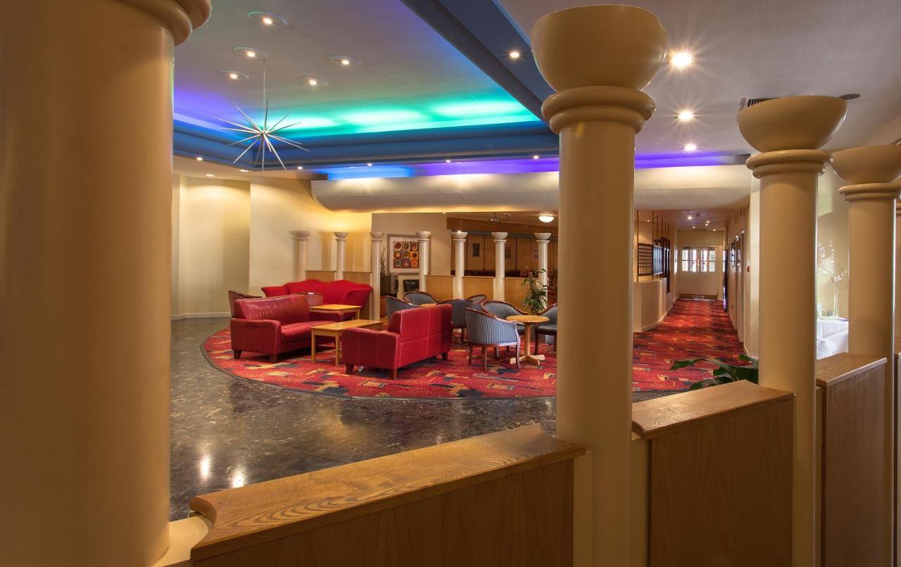 The Roundhouse 3*