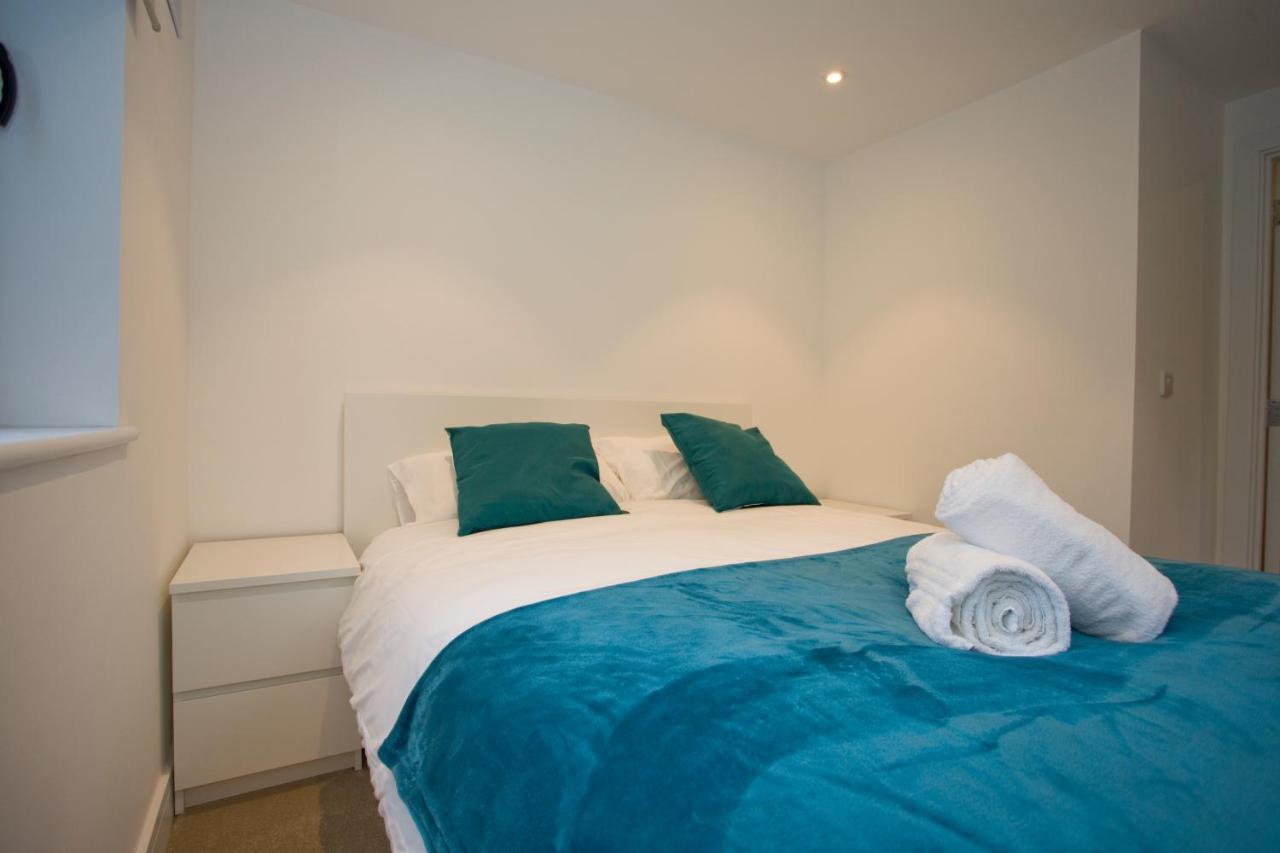 14 Compass Point Apartment *