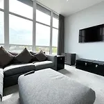 Barrack Court, Christchurch