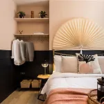 Stylish Central Apartment