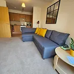 Cityscape Haven: 1 Bedroom Apartment With Terrace And City View