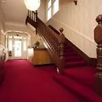 Denewood Hotel