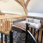 Grade 2 Listed Barn On The Edge Of Bournemouth And The New Forest