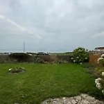 Spectacular Seaview - Beach House - 2Br - Sleeps 6