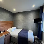 No5 Durley Road - Contemporary Serviced Rooms And Suites