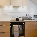 Central And Peaceful Two Bedroom Flat In Town