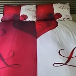 Little Robin Gate - Free Parking - Central - 10 Min Walk To Train Station