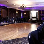 Russell Court Hotel
