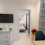 Dale House - Wanderlust Retreats
