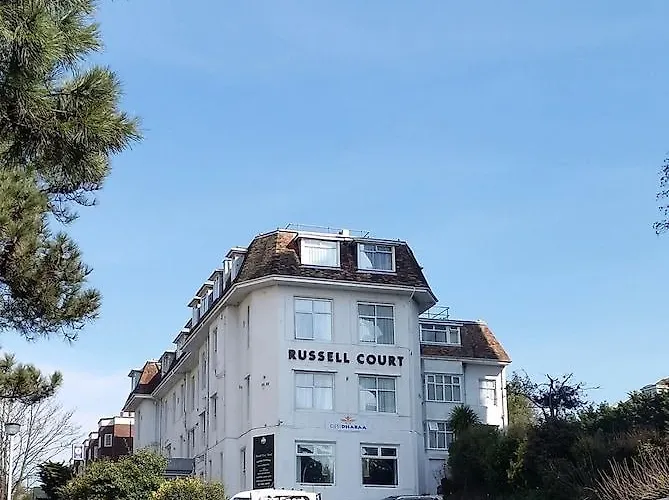 Russell Court Hotel