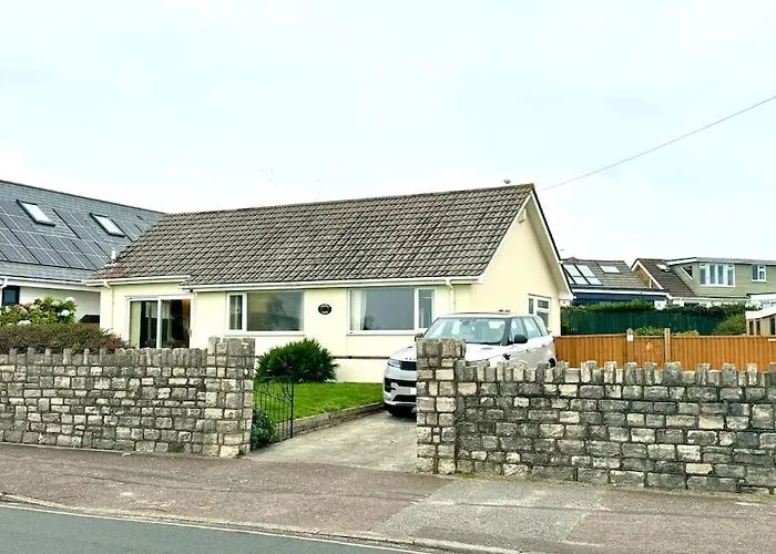 Spectacular Seaview - Beach House - 2Br - Sleeps 6