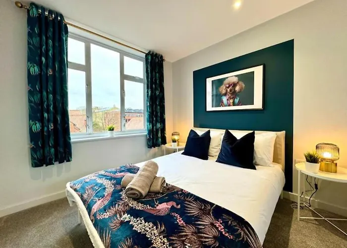 Ground Floor - Near The Beach - 3 Bedroom - New -