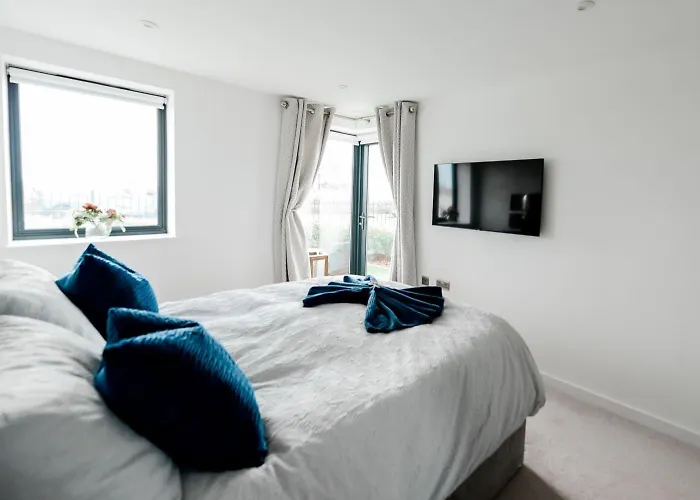 Brand New Beachfront Gf 2 Bed 6 Guests Apartment