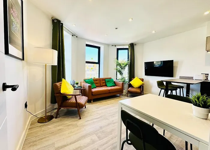 Central Bournemouth - 2-Bed - 4 Guests - Prime Spot