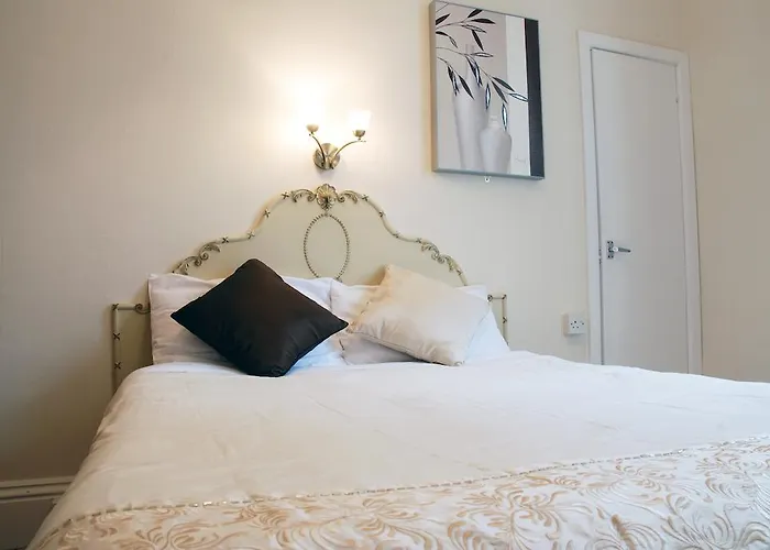 Gervis Court Hotel