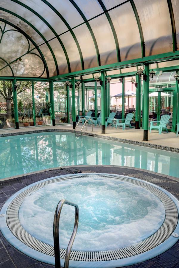 Norfolk Royale Hotel