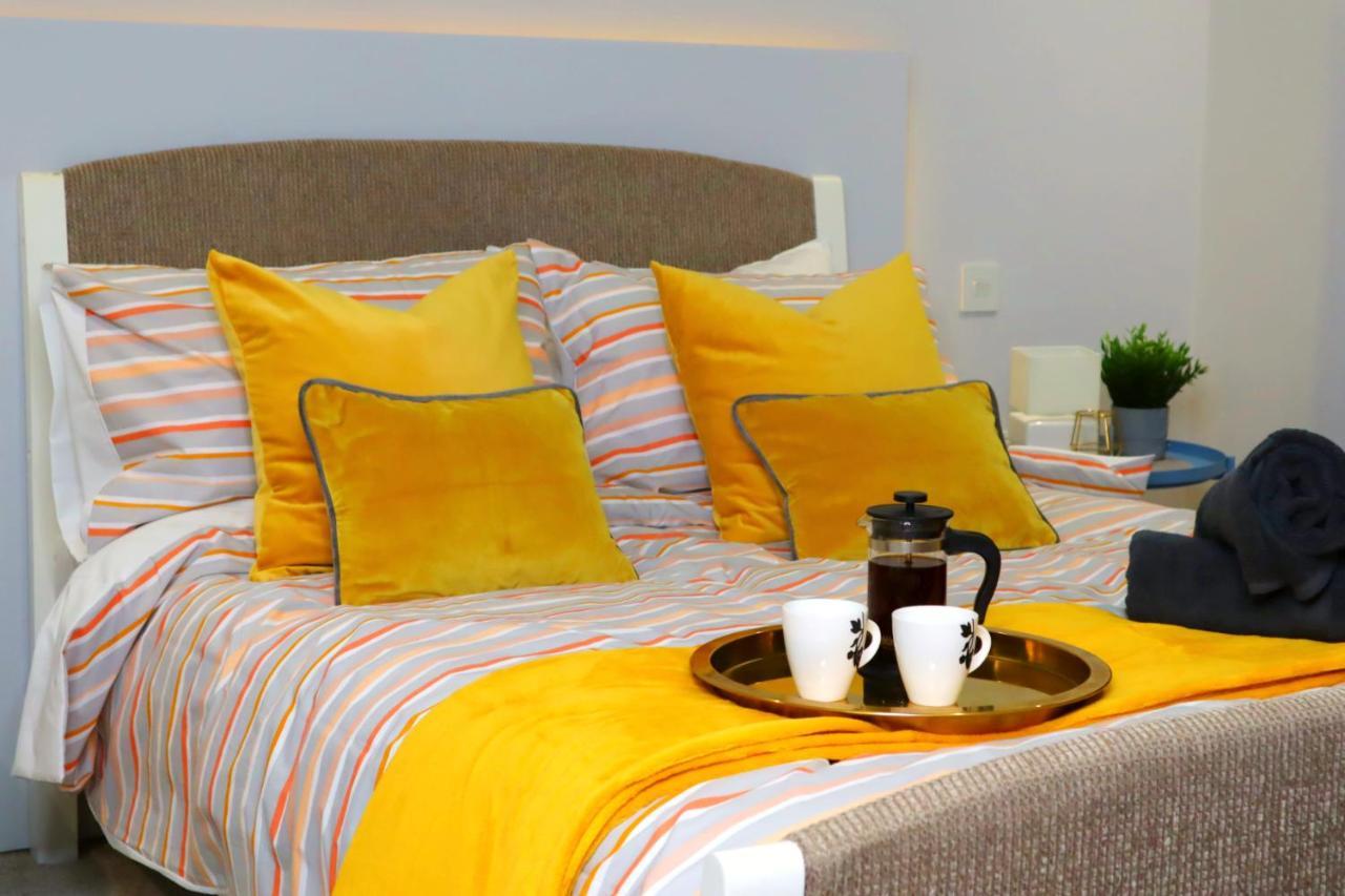 Apartment Urban Chic: Trendy 2-bedroom With Smart Amenities Bournemouth