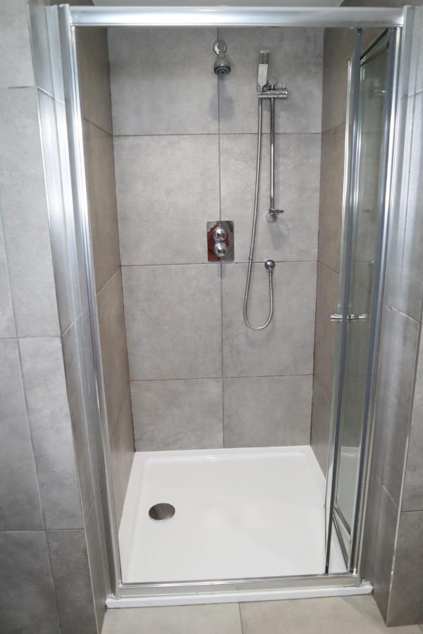 Urban Chic: Trendy 2-bedroom With Smart Amenities * Bournemouth