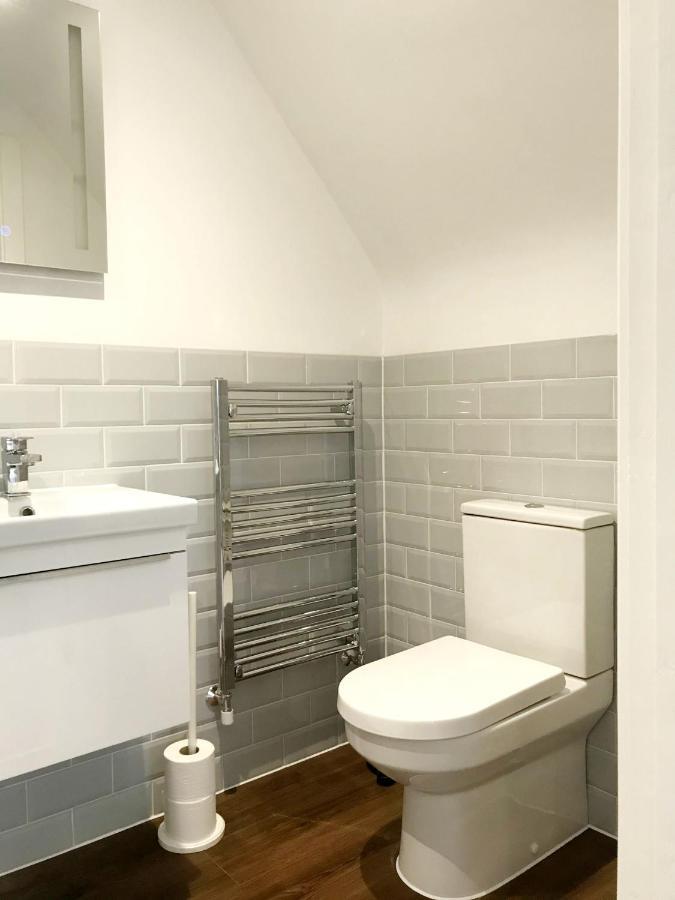 New Family Walking Distance To The Apartment Bournemouth