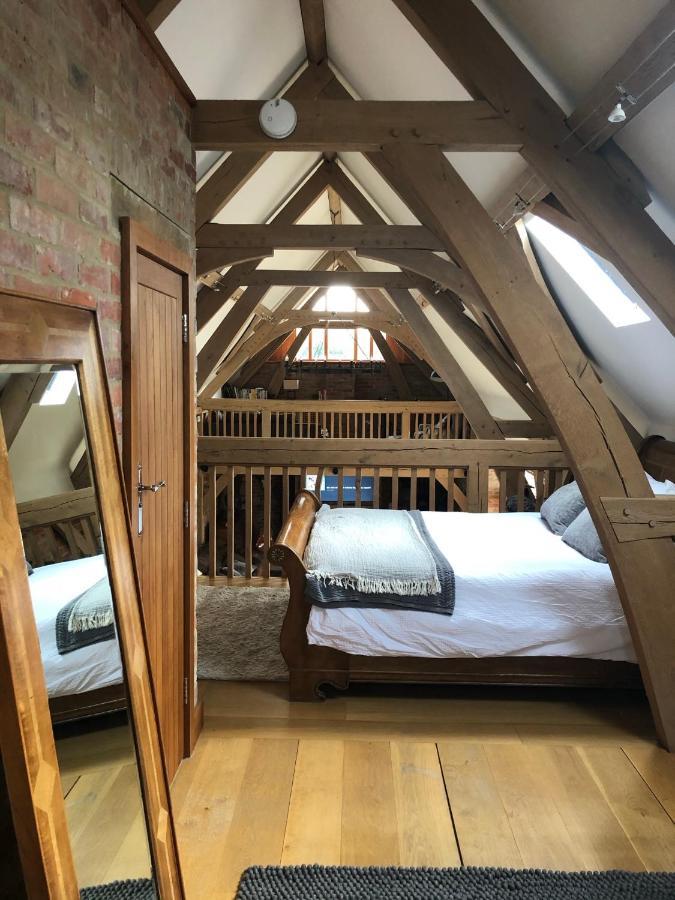 Grade 2 Listed Barn On The Edge Of And The New Forest Holiday home Bournemouth