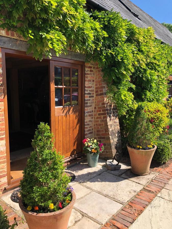 Grade 2 Listed Barn On The Edge Of And The New Forest Holiday home *
