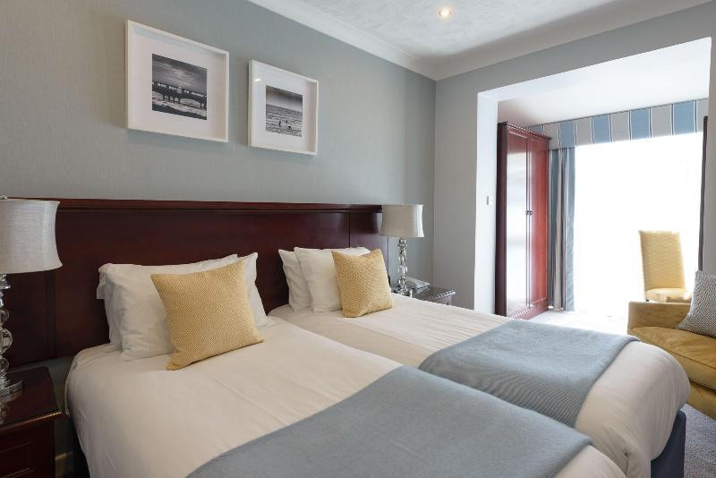 Connaught Hotel 4*