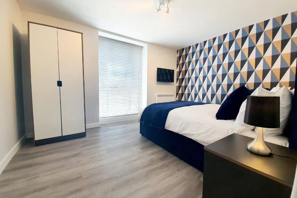 Modern 1 Bedroom Apartment, Close To The With Parking * Bournemouth