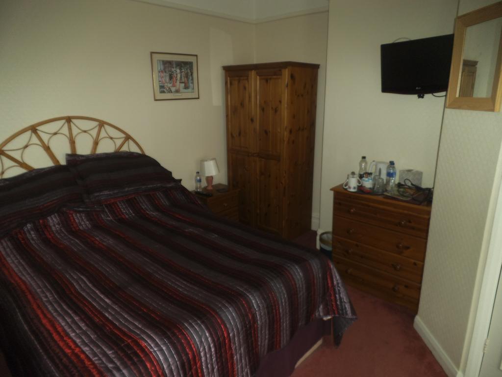 The Carlton Guest house Bournemouth