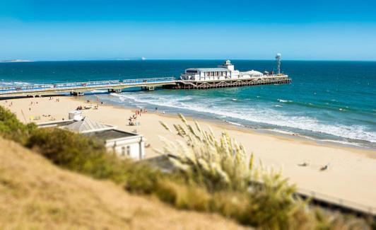 Stunning 3 Bedroom Holiday Near The Beach