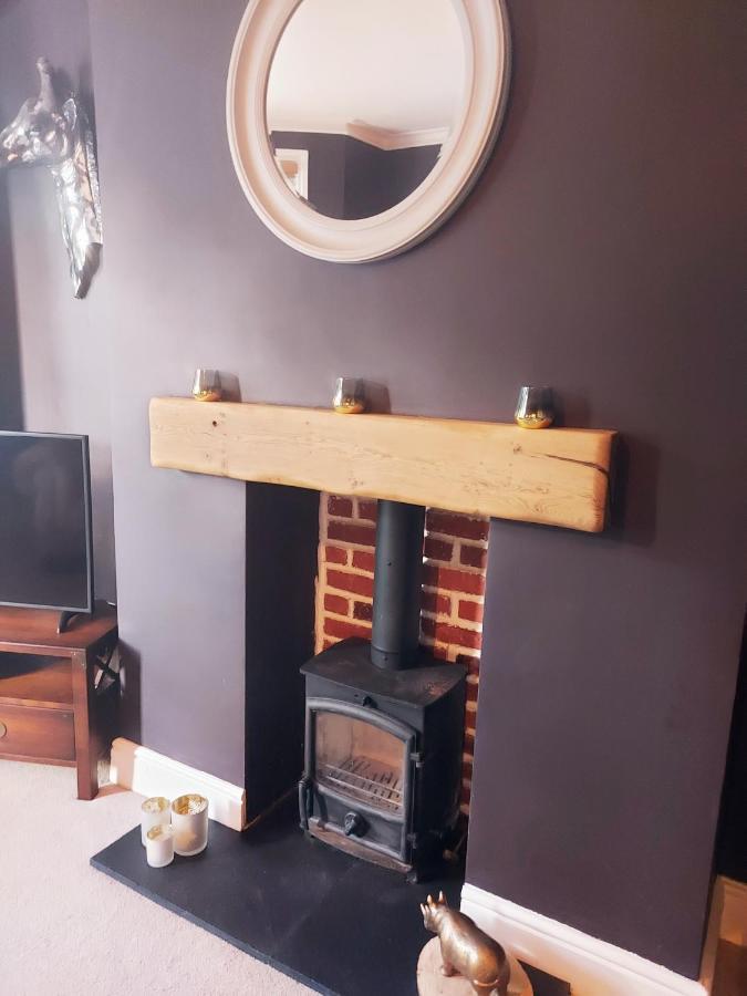 Stunning 3 Bedroom Holiday Near The Beach Holiday home *