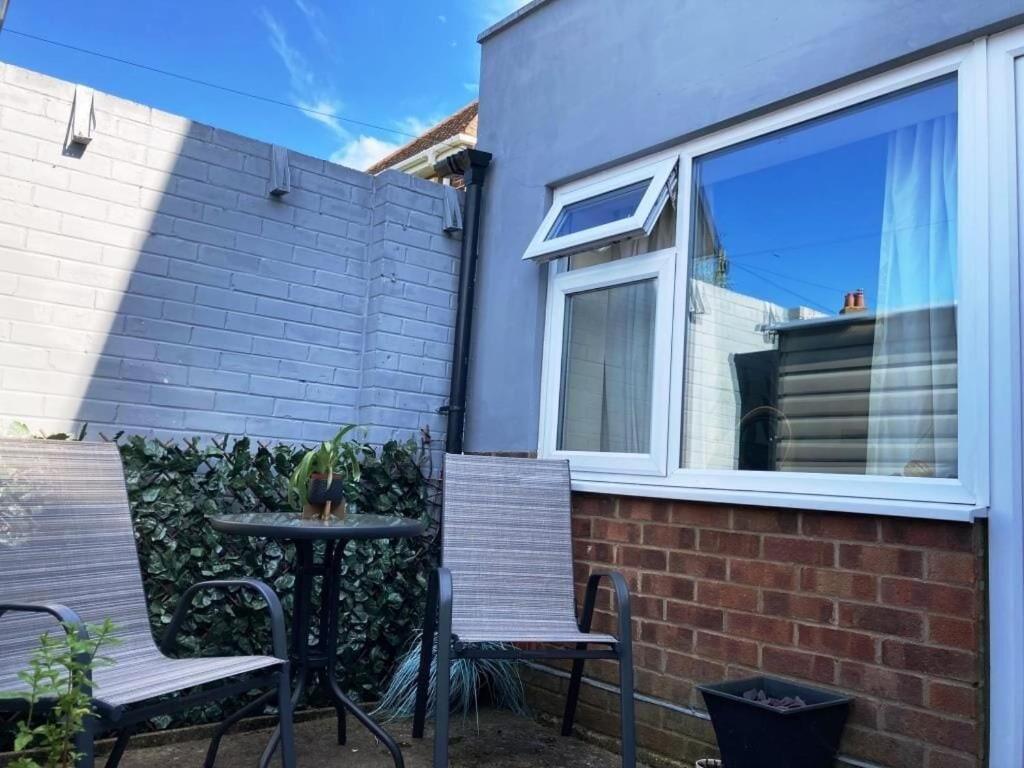 Bournecoast: Lovely Ground Floor Apartment, Near River & Beaches - Fm3001 Apartment
