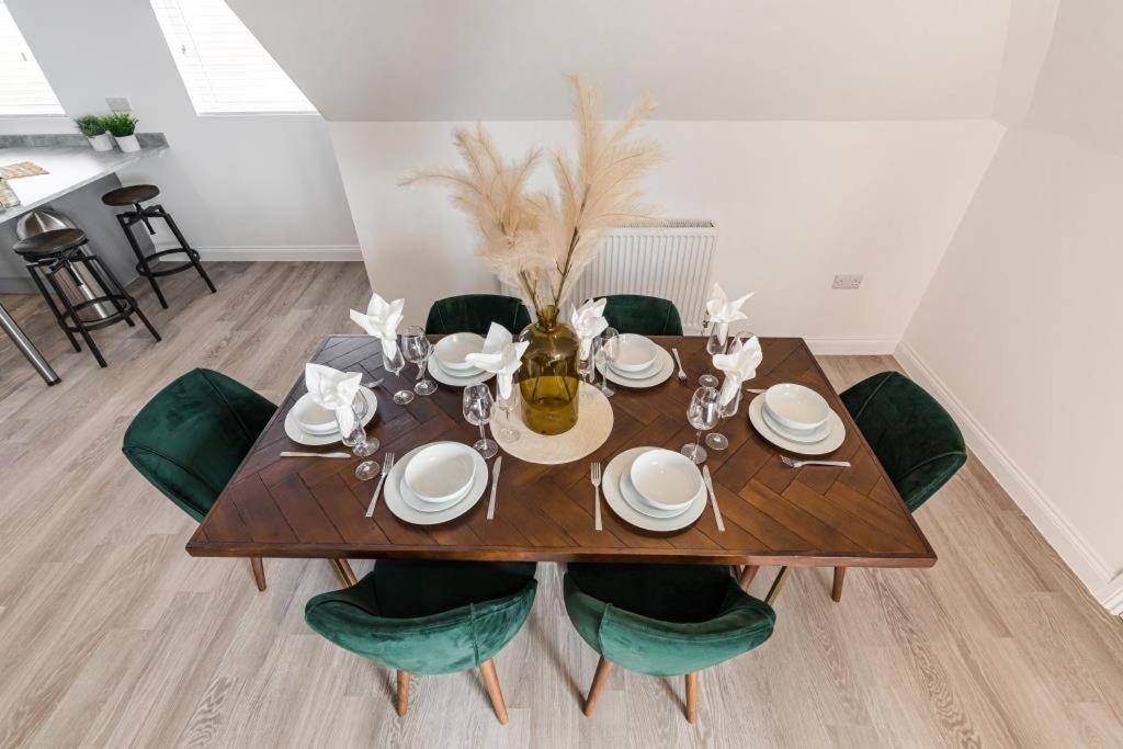 Apartment Bournecoast - Stylish Flat With Balcony - Sea Views - 10 Min Walk To - Parking - Wifi - Fm8407
