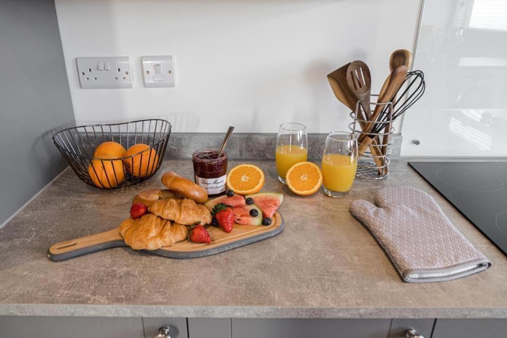Apartment Bournecoast - Stylish Flat With Balcony - Sea Views - 10 Min Walk To - Parking - Wifi - Fm8407