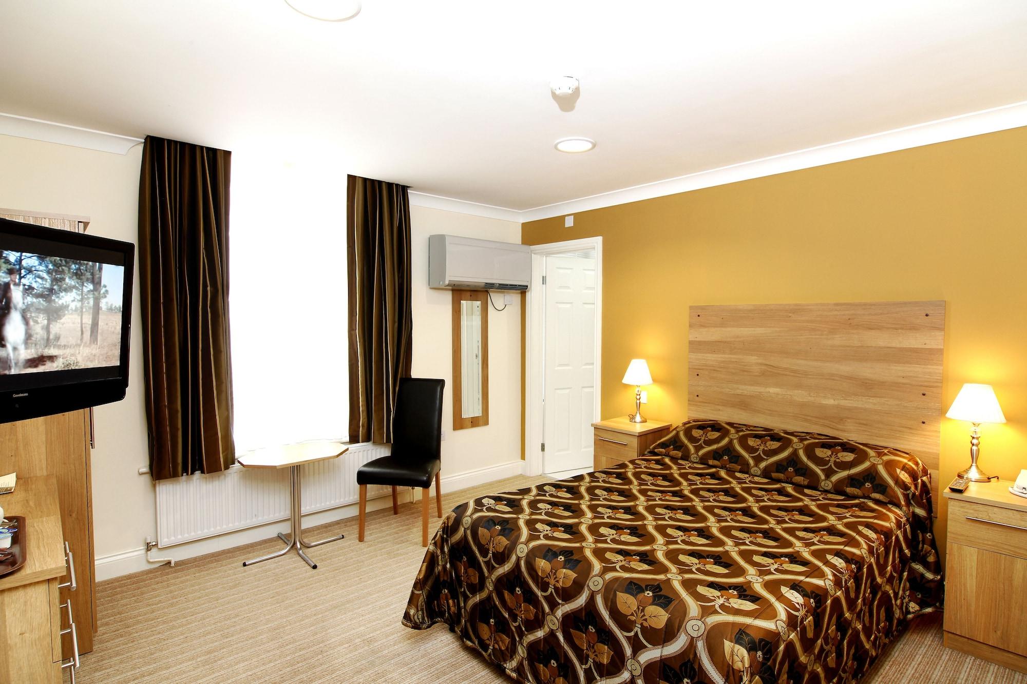 Hotel Russell Court