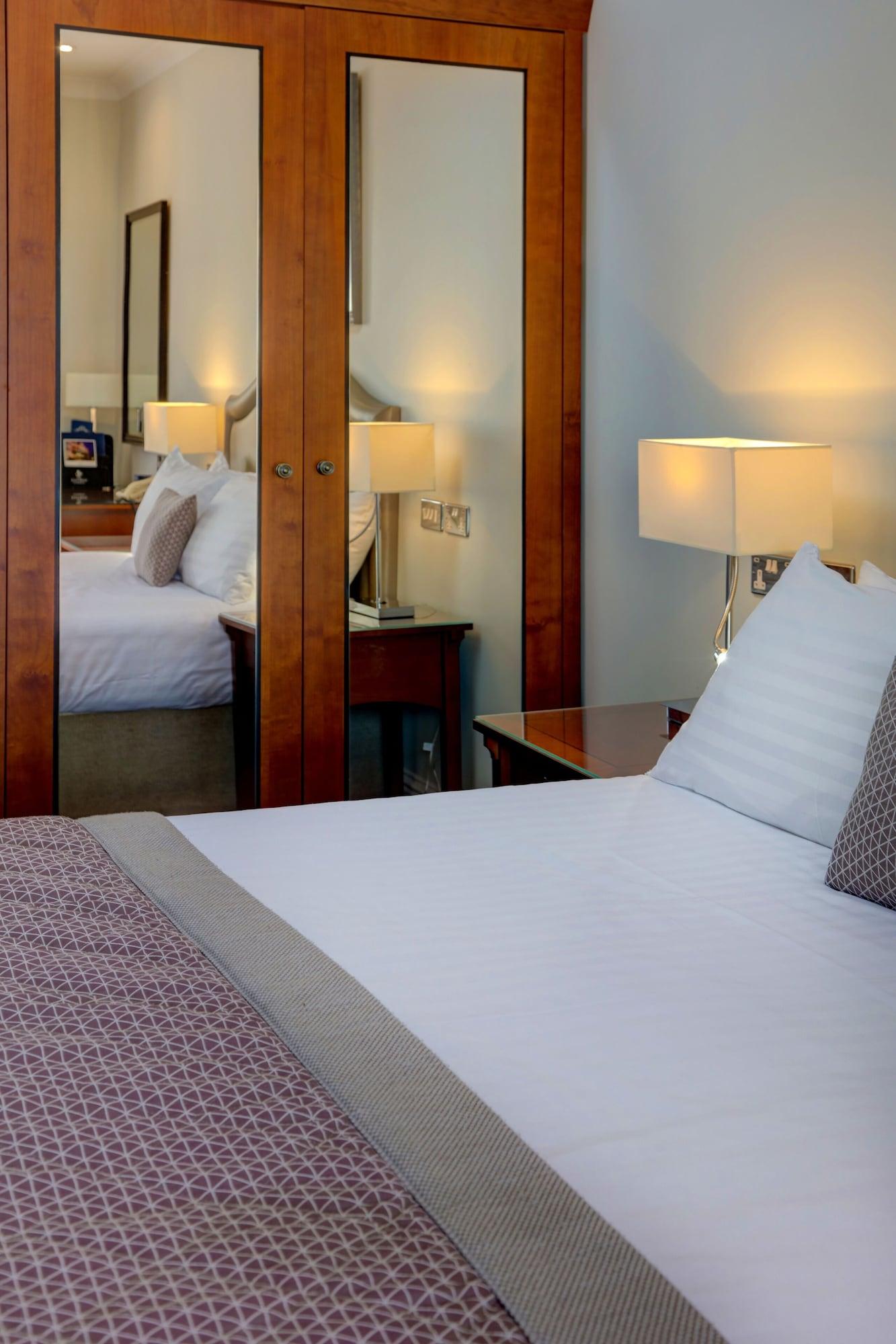 Norfolk Royale Hotel 4*