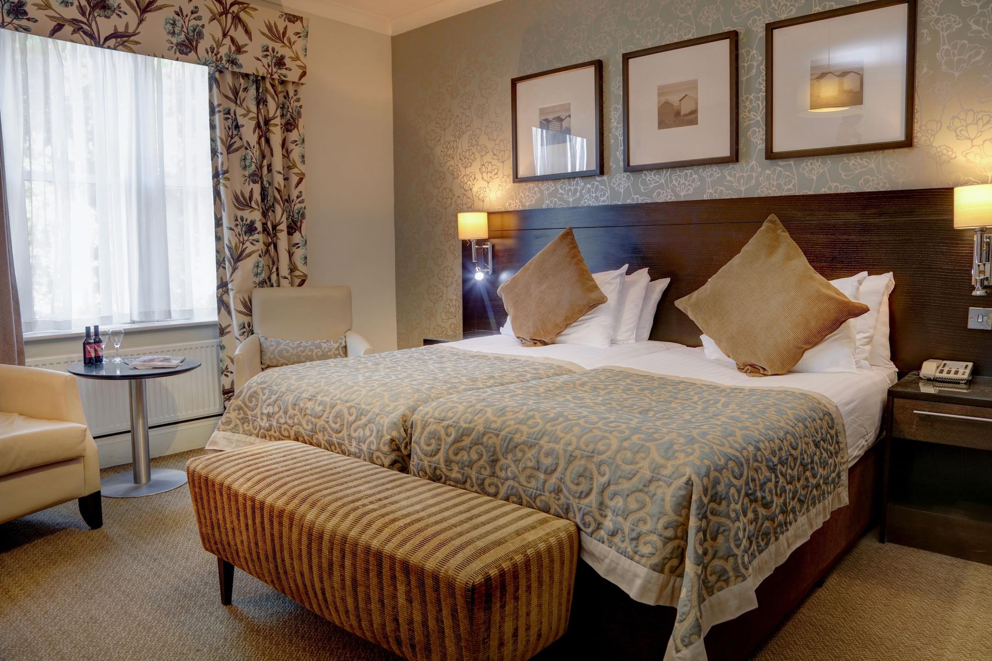 Norfolk Royale Hotel 4*